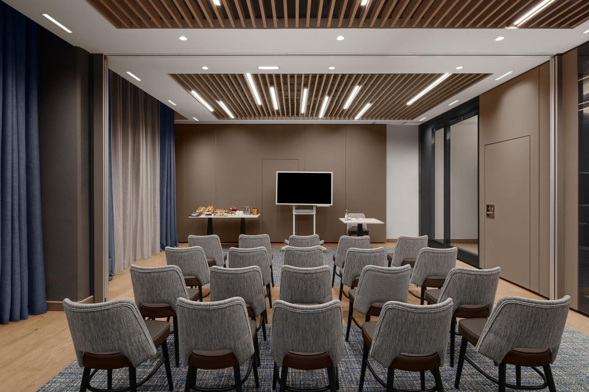Courtyard By Marriott Paris Porte De Versailles Issy-les-Moulineaux Luaran gambar