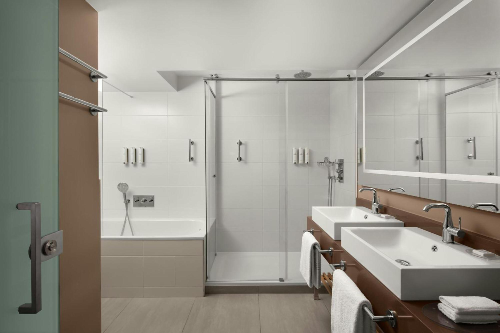 Courtyard By Marriott Paris Porte De Versailles Issy-les-Moulineaux Luaran gambar